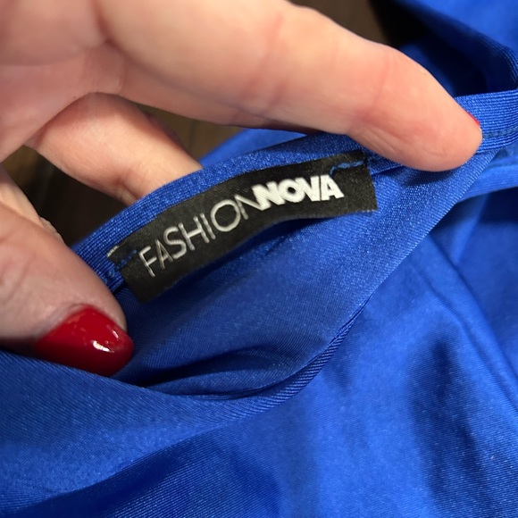 Fashion Nova Cut-Out Ruched Mini Dress – Royal Blue (S) - Picture 3 of 6